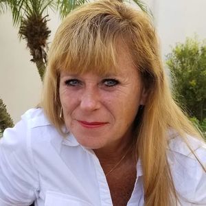 Meet your Posher, Ann